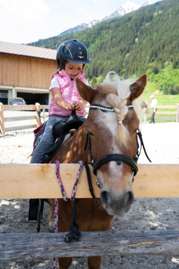 Familotel Kindl Neustift im Stubaital Luaran gambar